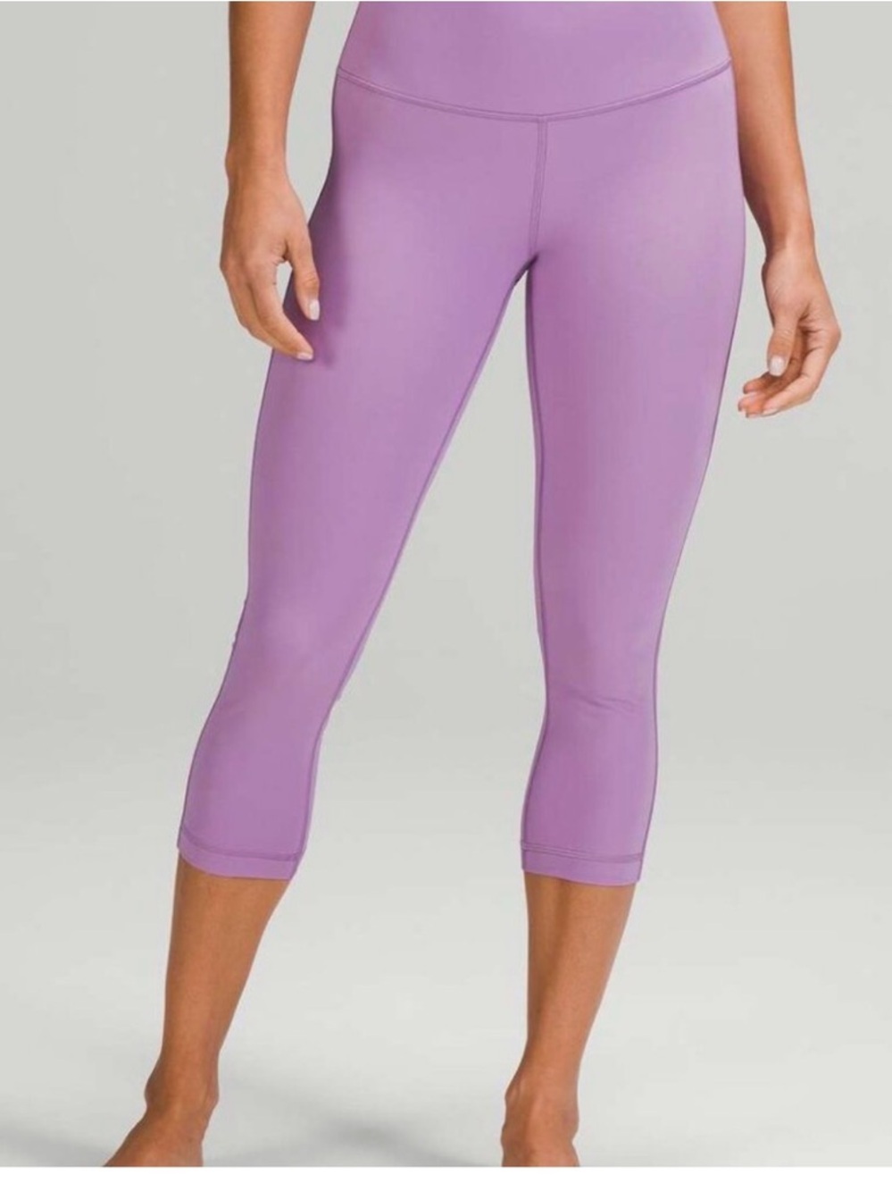 Lululemon Wunder Under High-Rise Crop 21" *Luxtreme Wisteria Purple - size 8